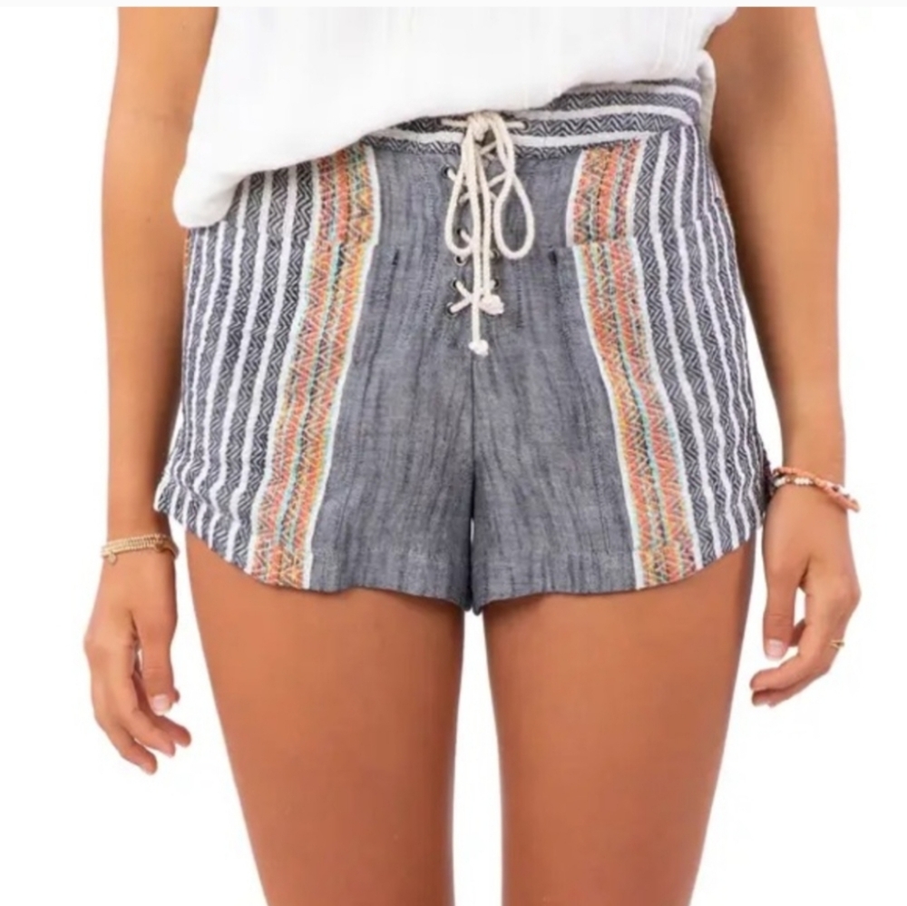 Rip Curl Shorts Size Medium